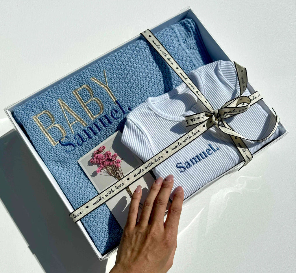 Kuki kids: Personalized Blanket + Zip Baby Gift Set