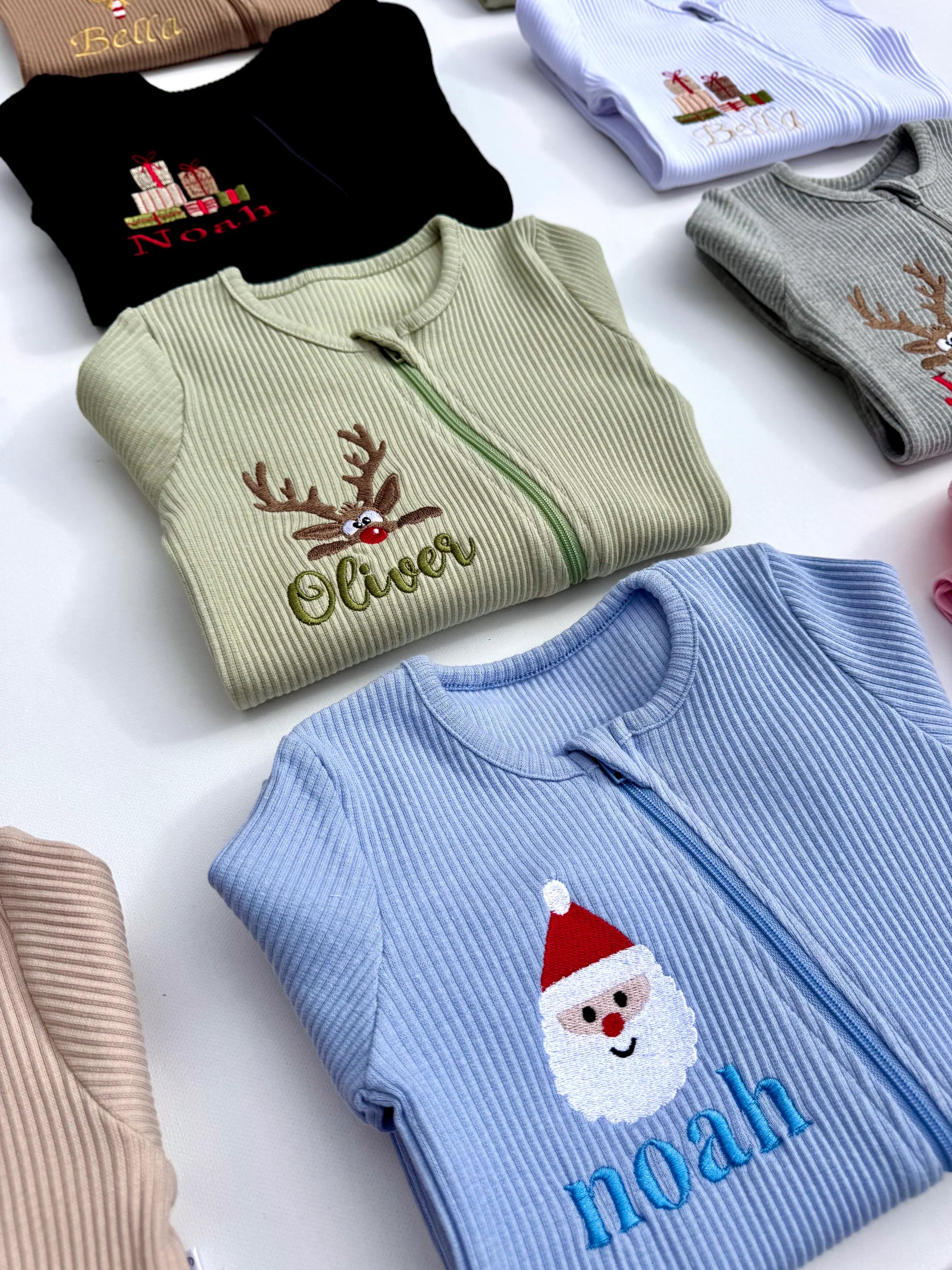 Kuki kids: Christmas zip sleepsuit