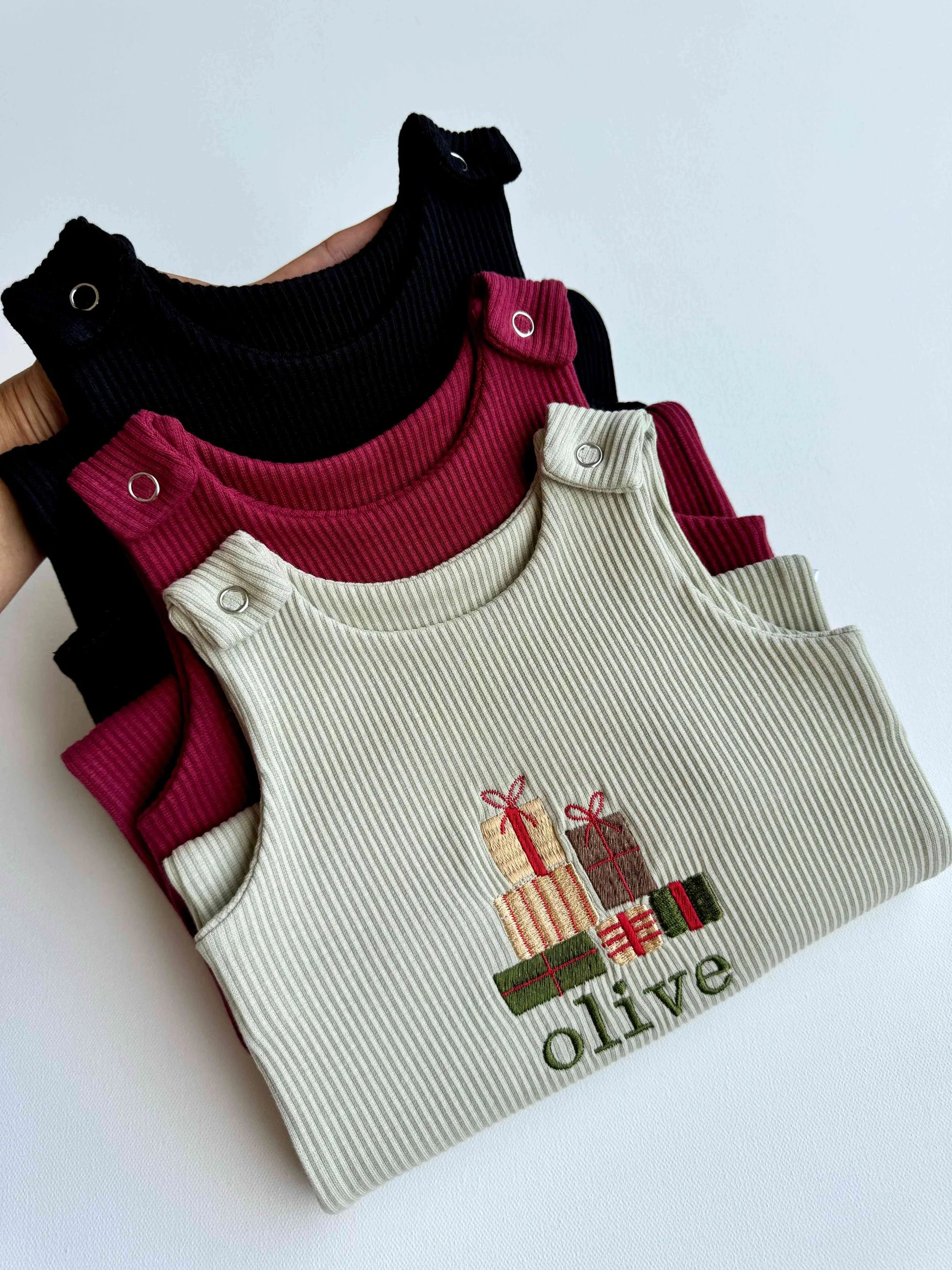 Kuki kids: Christmas Dungarees