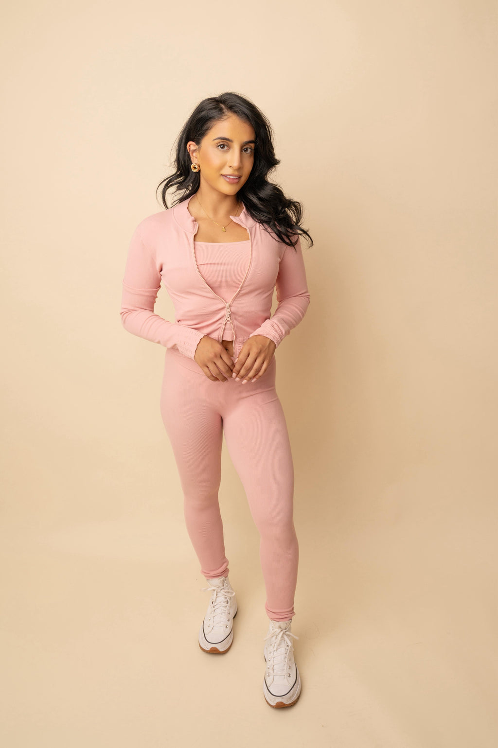 The Ribbed Luxe Lounge Set
3-Piece Co-Ord: Zip-Up Jacket • Ribbed Crop Top • High-Waisted Leggings